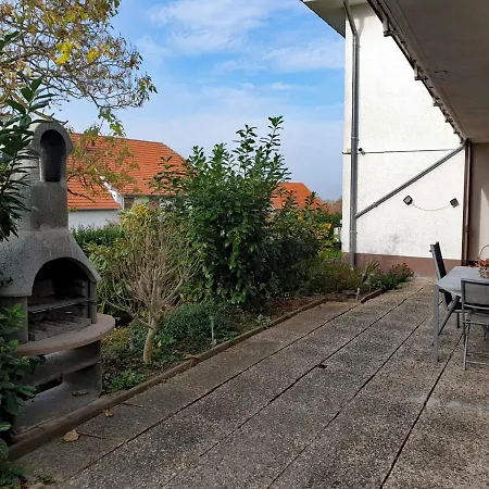 Rosenpflanzer Apartmán Bad Oeynhausen